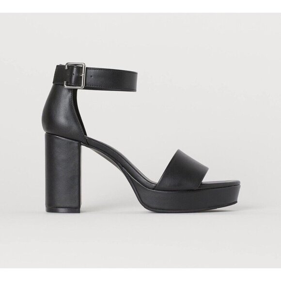 H&M DIVIDED Shoes Womens Size 6 (US)36 Black Faux Patent Leather Open Toe Buckle - Picture 1 of 8
